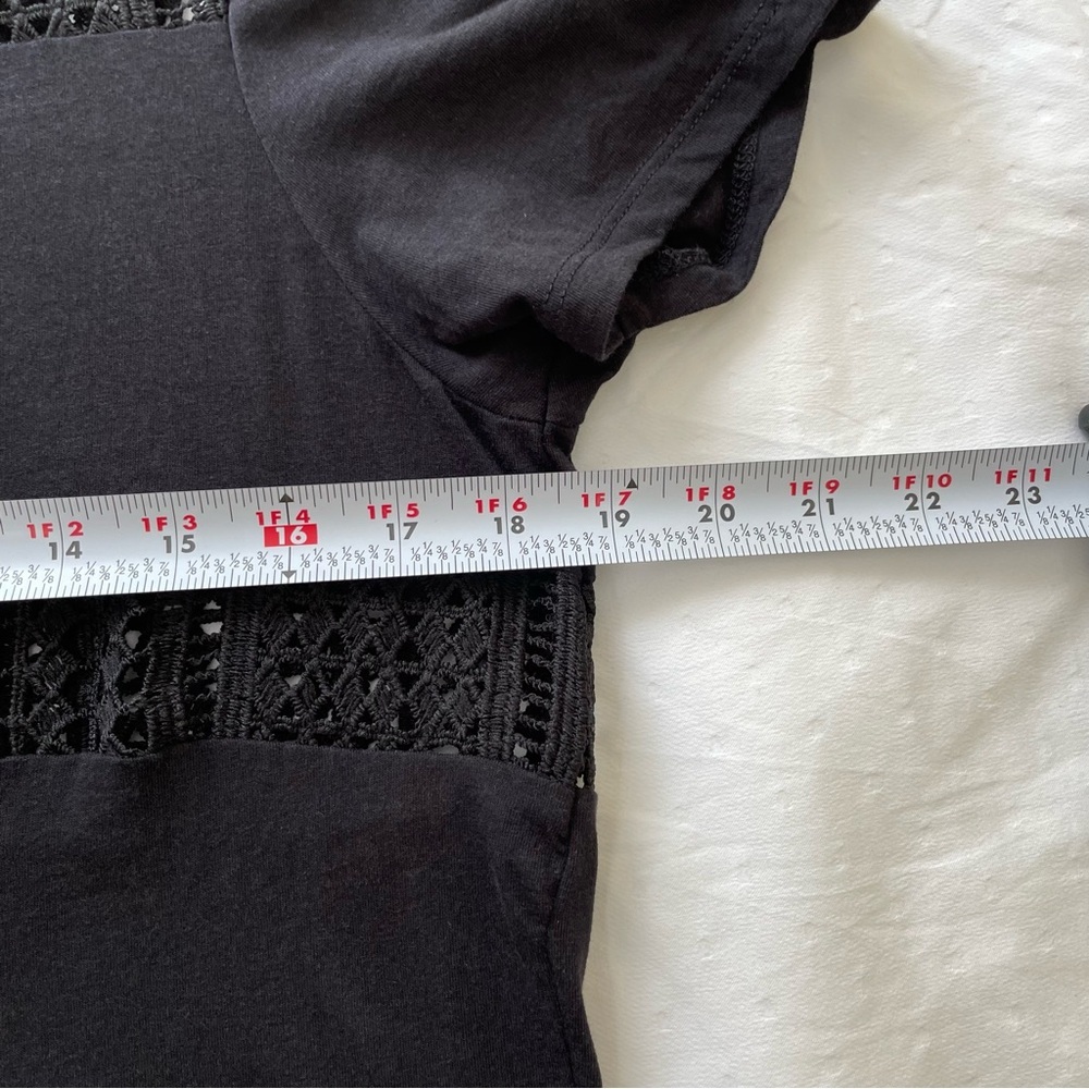 Fabletics Black Short Sleeve T with stripes of solid and see through material - Picture 7 of 9